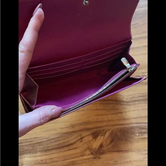 Louis Vuitton Pink Epi Leather Chain Wallet - Picture 9 of 15